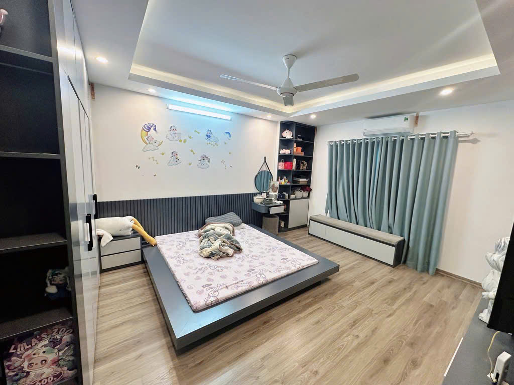 🏠 BÁN NHÀ PHÂN LÔ TRẦN CUNG – 5 TẦNG – Ô TÔ ĐỖ CỬA – HÀNG HIẾM – GIÁ 7 TỶ - Ảnh chính