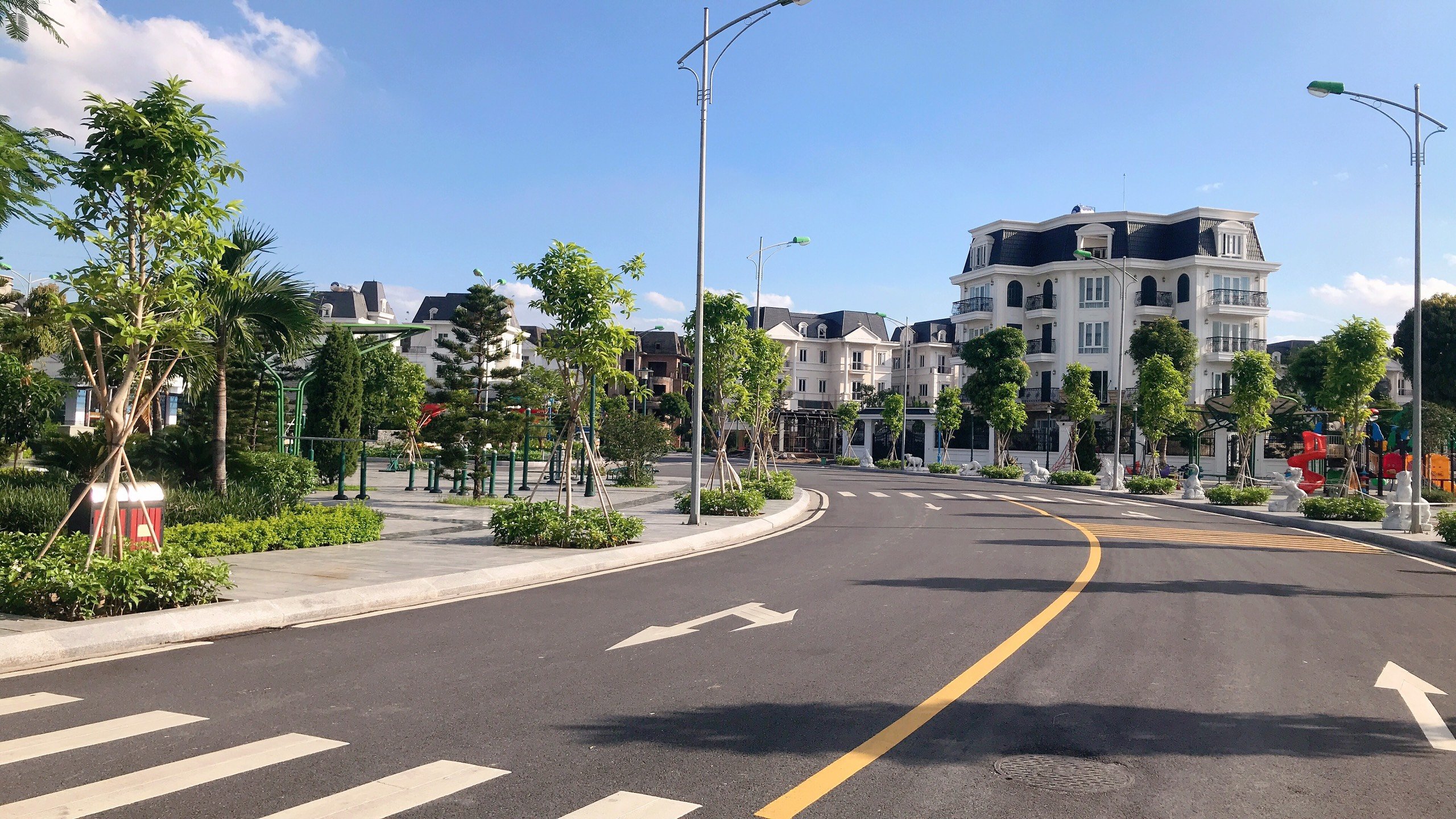 BÁN BIỆT THỰ VIEW CÔNG VIÊN NV10 162M2 KHU LIDECO (0915458886) - Ảnh 2