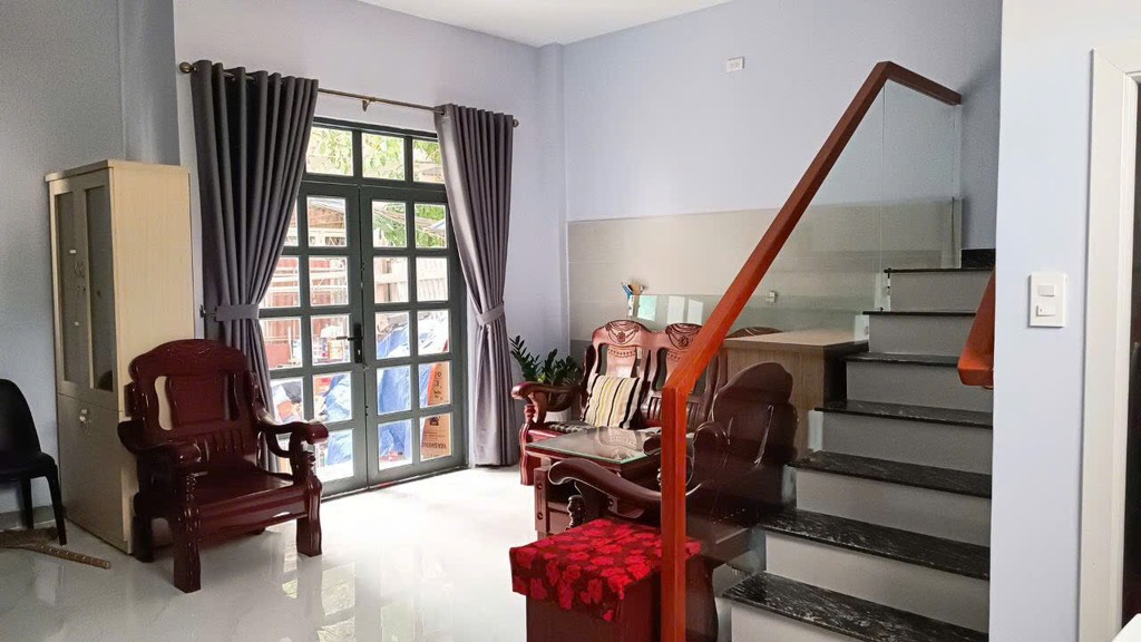 Bán nhà Nguyễn Duy ngang 6m DTSD 190m2 chỉ 9 tỷ 9 - Ảnh 1
