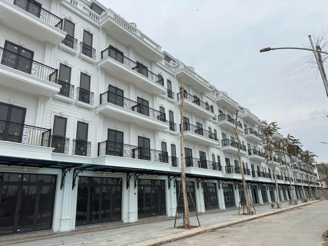 80M2 LIỀN KỀ 5, VIEW CẢNG CẠN ICD, HƯỚNG TÂY BẮC KĐT ĐÔNG DƯƠNG RESIDENCE (0915458886) - Ảnh 1