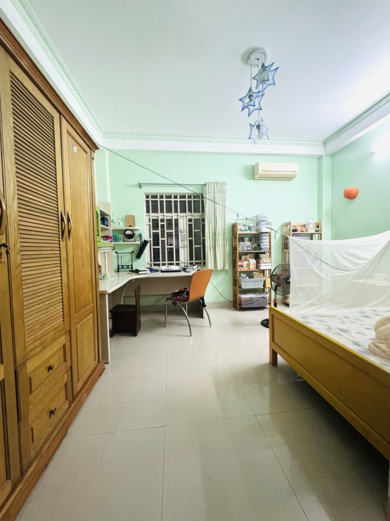 # Mặt Tiền Đầm Rong 2 gần Chợ Đống Đa, 85m2, 3.5 tầng cực chất, 7.x tỷ - Ảnh 3
