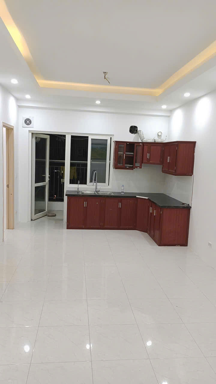 cần bán căn hộ tầng 5 khu 6 tòa mới chung cư Thanh Hà giá chỉ 2,5 tỷ - Ảnh 1
