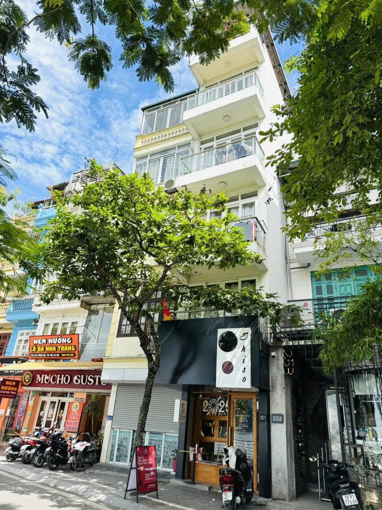 Bán nhà mặt phố Chùa Láng 85m2 xây 3 tầng kinh doanh giá chỉ 22 tỷ hiếm Đống Đa - Ảnh 2