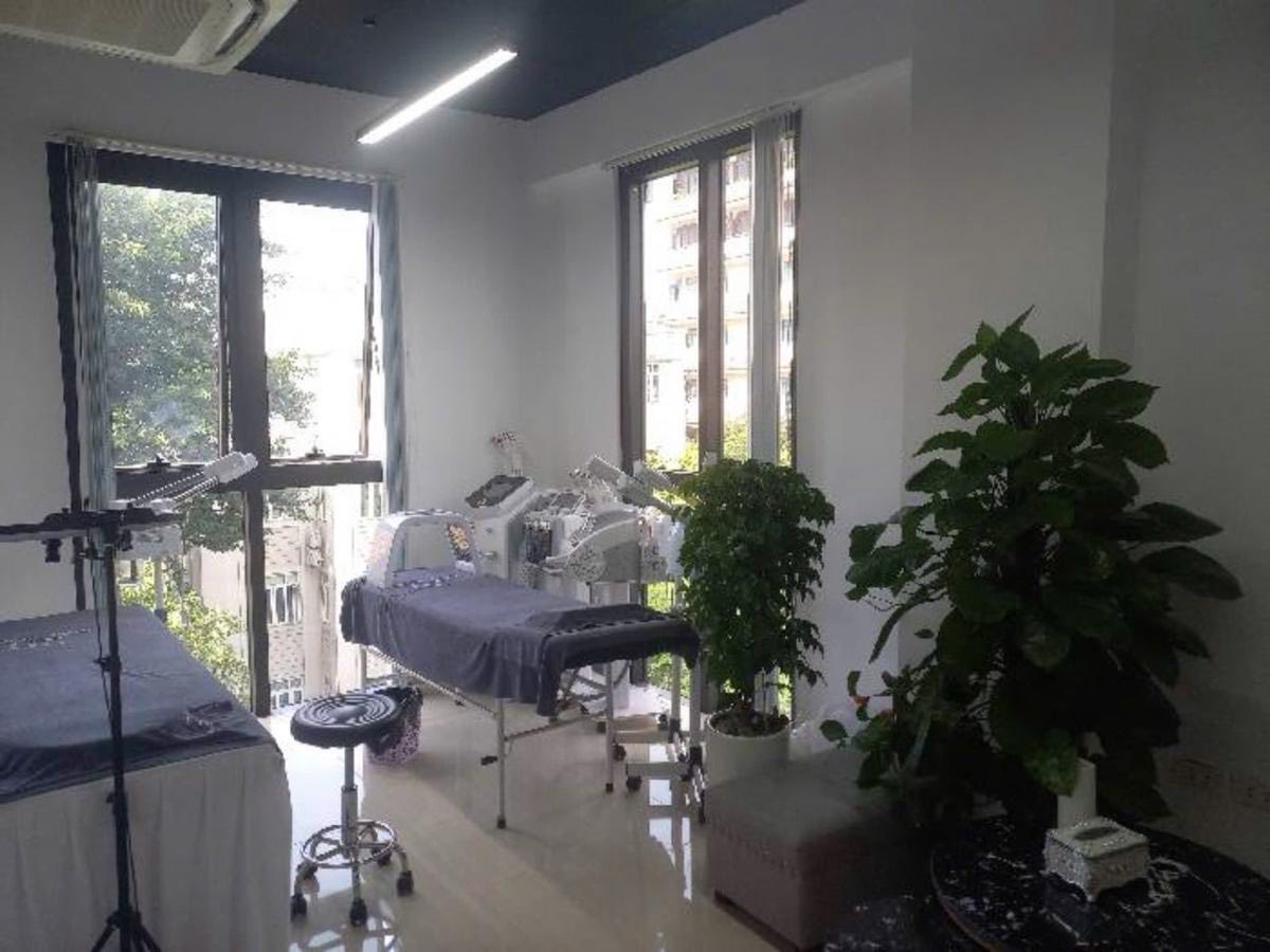 Siêu Phẩm 220m2 Mặt Phố Võng Thị, Bưởi, Tây Hồ. Nhà 8 Tầng Thang Máy, Mặt Tiền 13M, Giá 110 Tỷ - Ảnh 2
