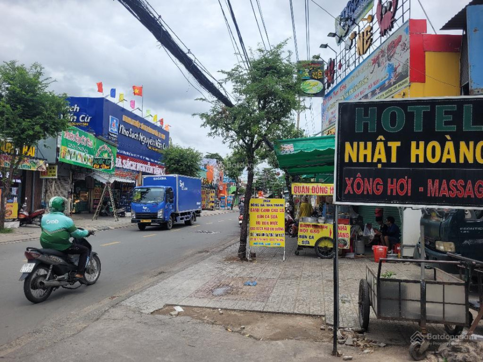 Mặt tiền kinh doanh 3 tầng Nguyễn Văn Quá - ngang 7m - 263m2 - cho thuê 44tr/tháng - chỉ 25,9 tỷ - Ảnh 2