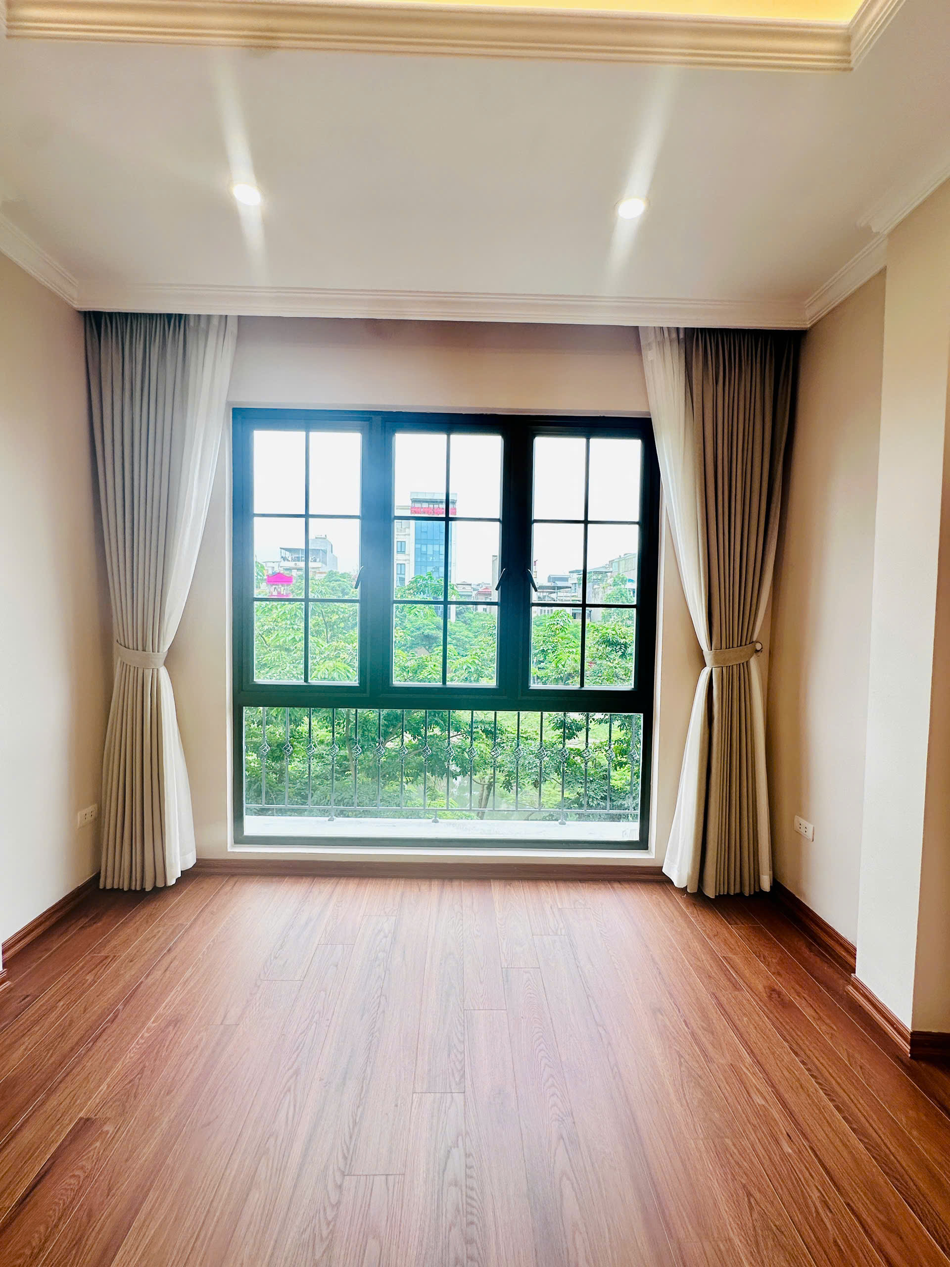 SIÊU PHẨM MẶT PHỐ KHƯƠNG ĐÌNH – 7 TẦNG THANG MÁY – VỈA HÈ RỘNG – KINH DOANH ĐỈNH – CHỈ 24.7 TỶ - Ảnh 3