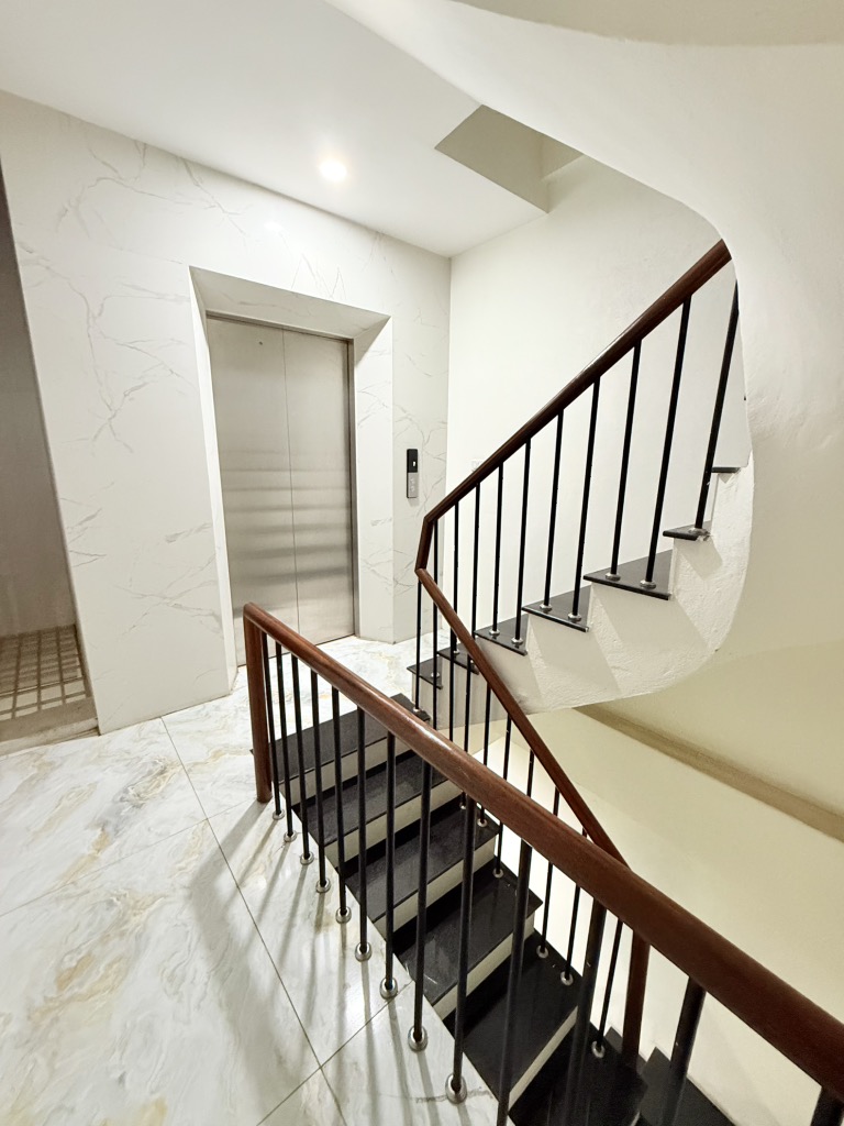 Bán nhà Thuỵ Khuê, Tây Hồ, ô tô tránh, 78m2, 6 tầng thang máy, Mt 5m, chỉ 23.5 tỷ - Ảnh 2