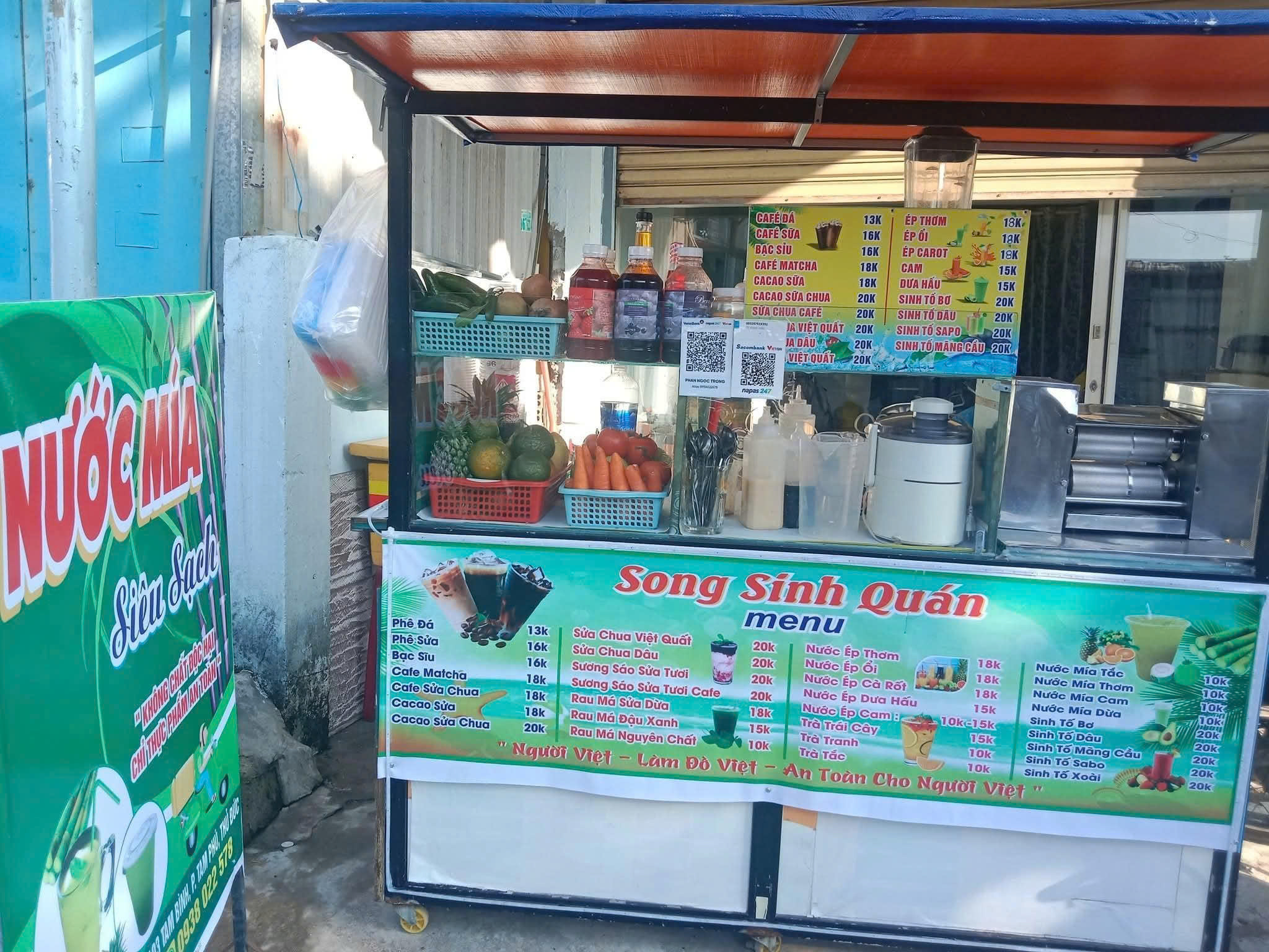 Vì lý do gia đình, mình không tiếp tục kinh doanh nên muốn nhượng lại bộ quầy và máy ép mía - Ảnh chính