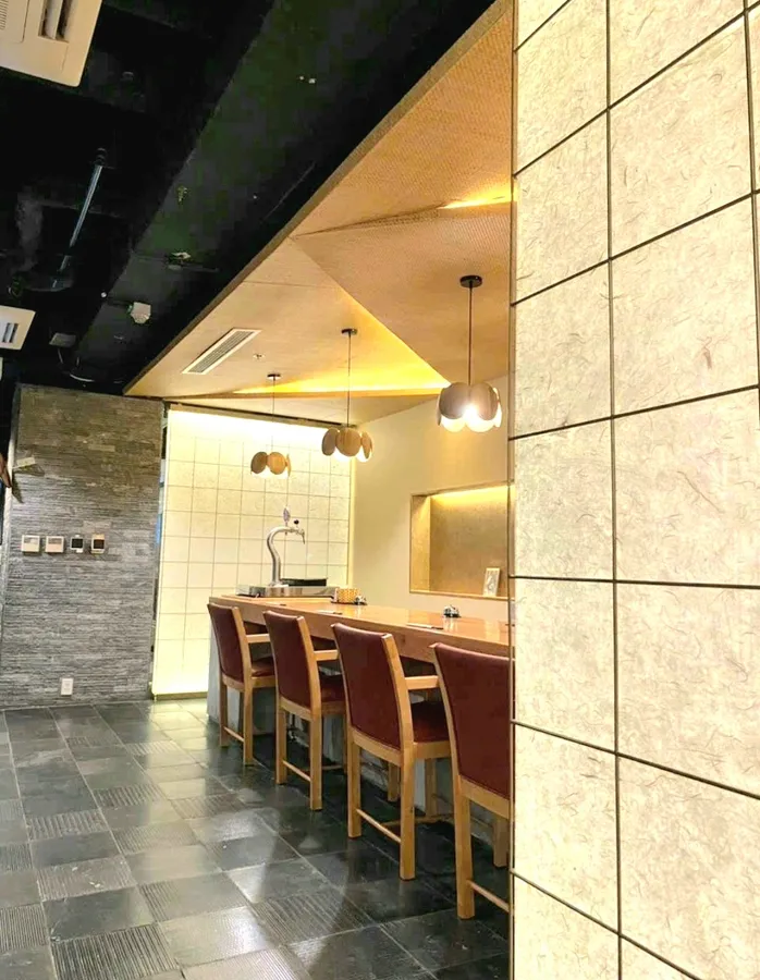 Mặt phố Phan Chu Trinh, vị trí hiếm nhà bán 6 tầng 35 tỷ - Ảnh 1