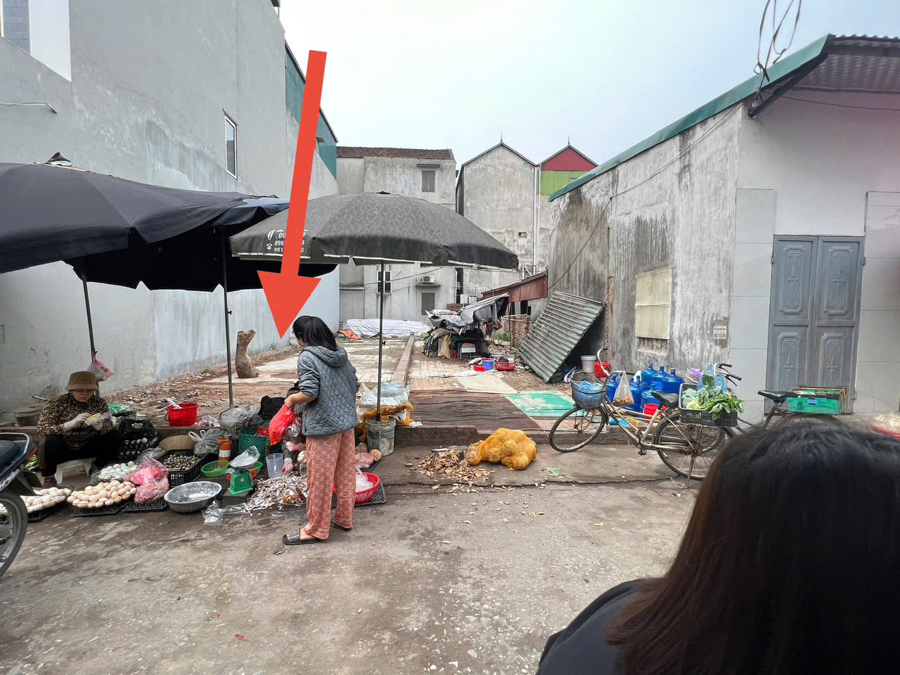 Bán đất trung tâm TT Chi Đông, Mê Linh, HN. Vị trí mặt chợ, mặt tiền kinh doanh đẹp. - Ảnh 1