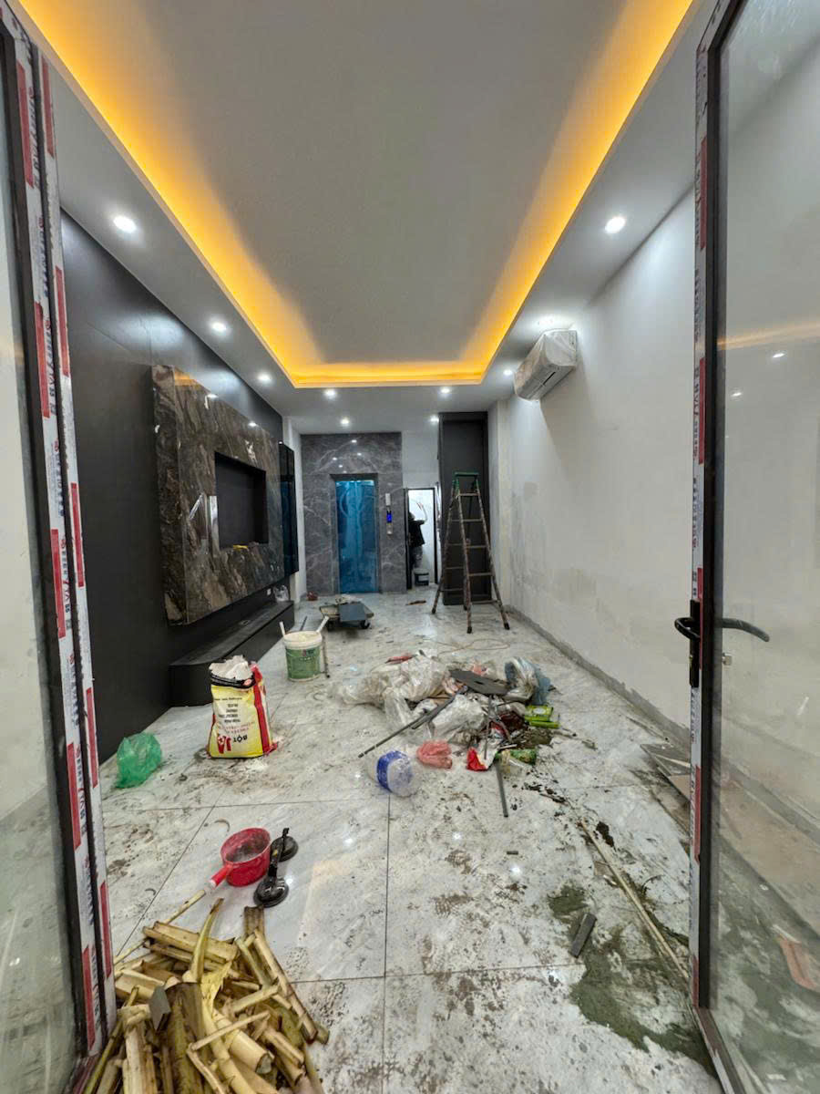 LÁNG TRUNG - NGÕ THÔNG - KINH DOANH - THANG MÁY 39m2 5 tầng mt 3.7m Giá 10.3 tỷ - Ảnh 4