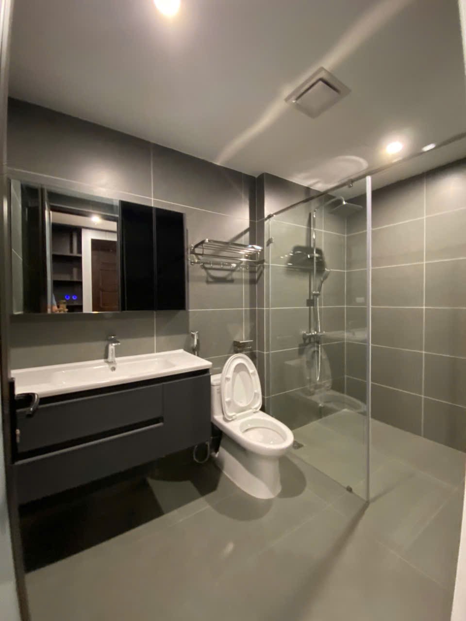 Bán nhà Ngọc Thụy mới hoàn thiện - Long Biên, 52m² x 6 tầng, thang máy chạy vèo vèo, giá 13.9 tỷ - Ảnh 2