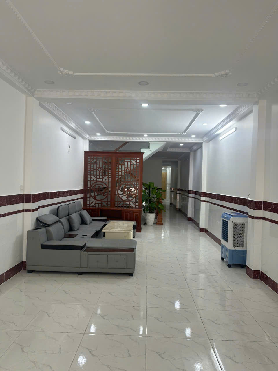 Bán hoa hậu chân dài MTKD Tân Thới Hiệp Q.12 160m2(4x40) gần bên Mega Market chỉ 14.5 tỷ. - Ảnh 4