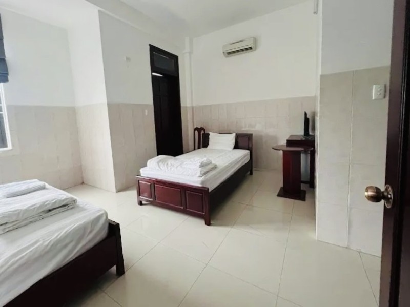 ♥ Toà Khách Sạn + Căn hộ, gần Mikazuki, Biển Nguyễn Tất Thành, 250m2, 6 tầng, 17.x tỷ - Ảnh 2