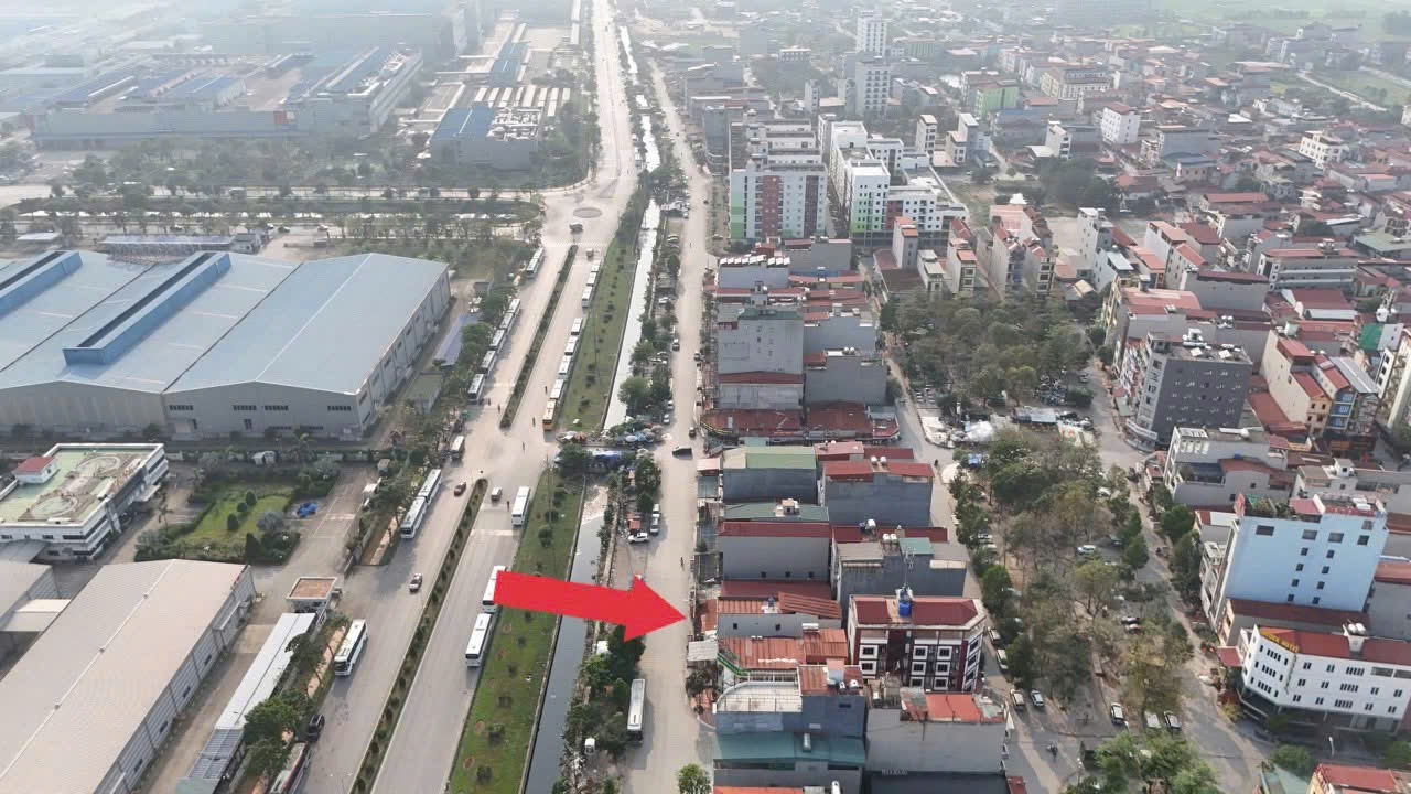 CHÍNH CHỦ CẦN TIỀN BÁN GẤP NHÀ MẶT ĐƯỜNG - VỊ TRÍ KINH DOANH SIÊU ĐẸP TẠI ẤP ĐỒN, YÊN PHONG, BẮC - Ảnh 1