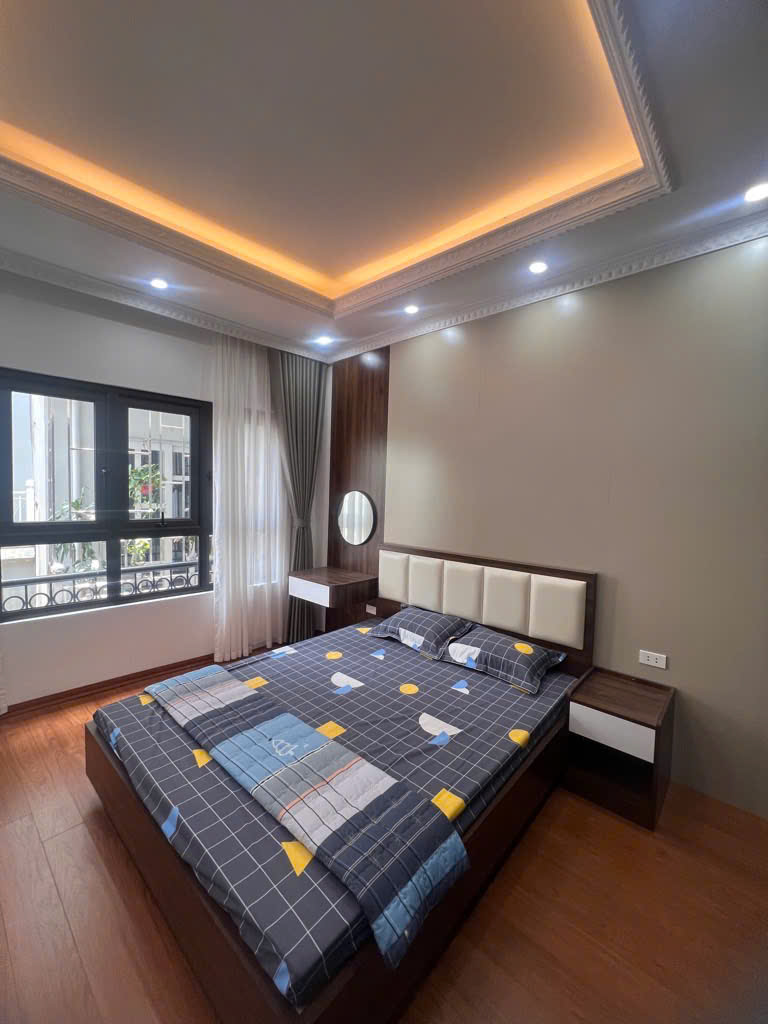 MẶT PHỐ PHẠM HỒNG THÁI -BA ĐÌNH -VỈA HÈ RỘNG - PHỐ CỔ KINH DOANH SẦM UẤT NGÀY ĐÊM - Ảnh 1