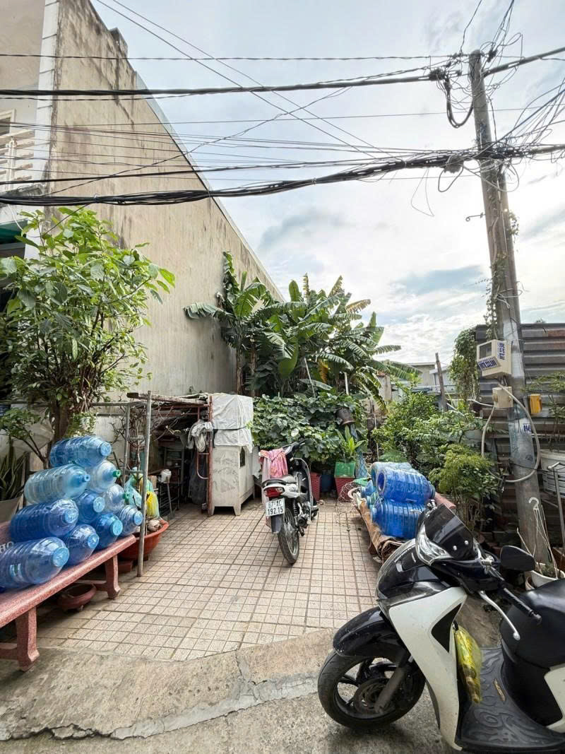 ĐÂT 80M2 - NGUYỄN DUY TRINH - QUẬN 2 - CHỈ NHỈNH 6 TỶ - Ảnh chính