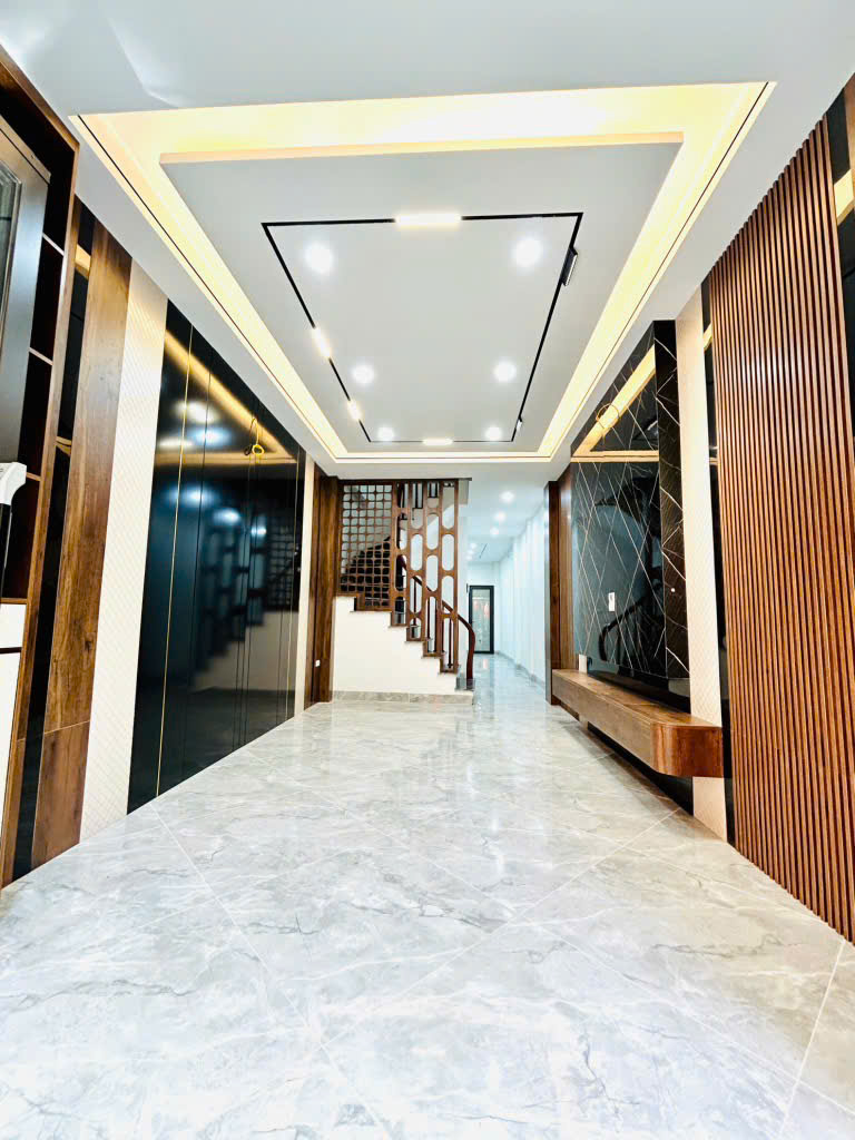 ĐƯỜNG NGUYỄN KHANG QUẬN CẦU GIẤY GIÁ 9.9 TỶ CHO 50M2 6 TẦNG THANG MÁY - Ảnh 3