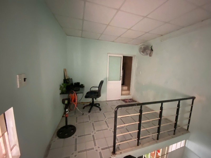 # Nhà Kiệt 3m thẳng 60m ra MT Lê ĐÌnh Lý, 58m2, gác đúc, KD, nhỉnh 3 tỷ - Ảnh 3