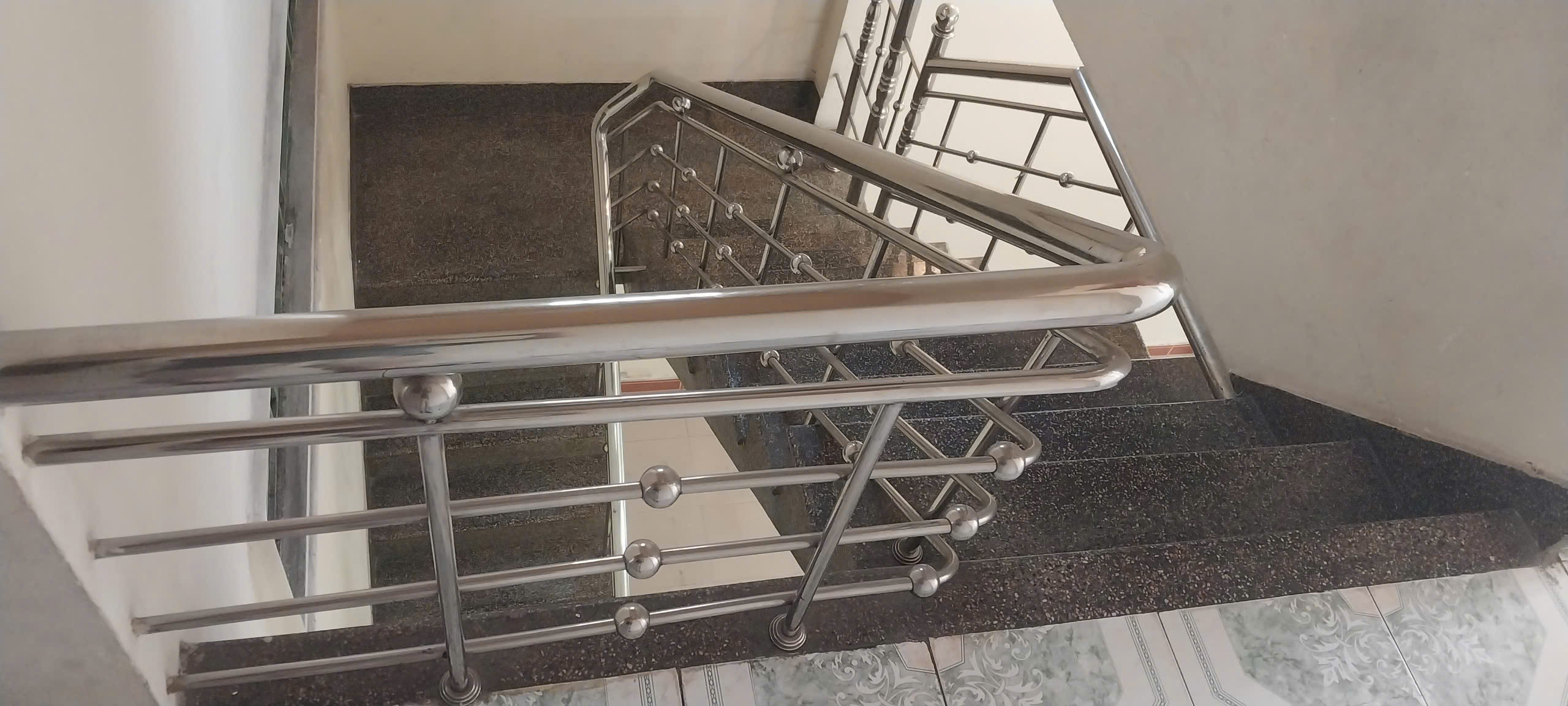 ♣ Nhà Hoàng Diệu View Công Viên, Kiệt 3.5m thông, 72m2, 2 tầng cứng cáp, 3.x tỷ - Ảnh 1