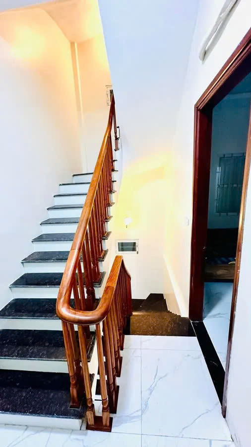 BÁN NHANH CĂN DÒNG TIÈN HAI BÀ TRƯNG. 50M X 6T. GIÁ 13,X TỶ - Ảnh 2