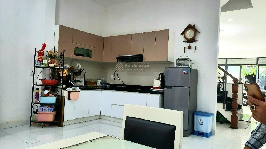 Nhà phố 92.5m2 - giá 13.6 tỷ - đang thu nhập mỗi tháng - đường D1, Q7 - Ảnh 4