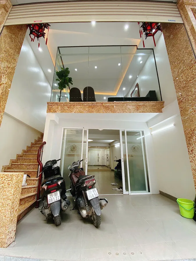 BÁN NHÀ PHỐ LINH QUANG, ĐỐNG ĐA, THANG MÁY, GARA Ô TÔ, 73m2, 9 TÀNG, MT 5m, NHỈNH 27 TỶ. - Ảnh chính