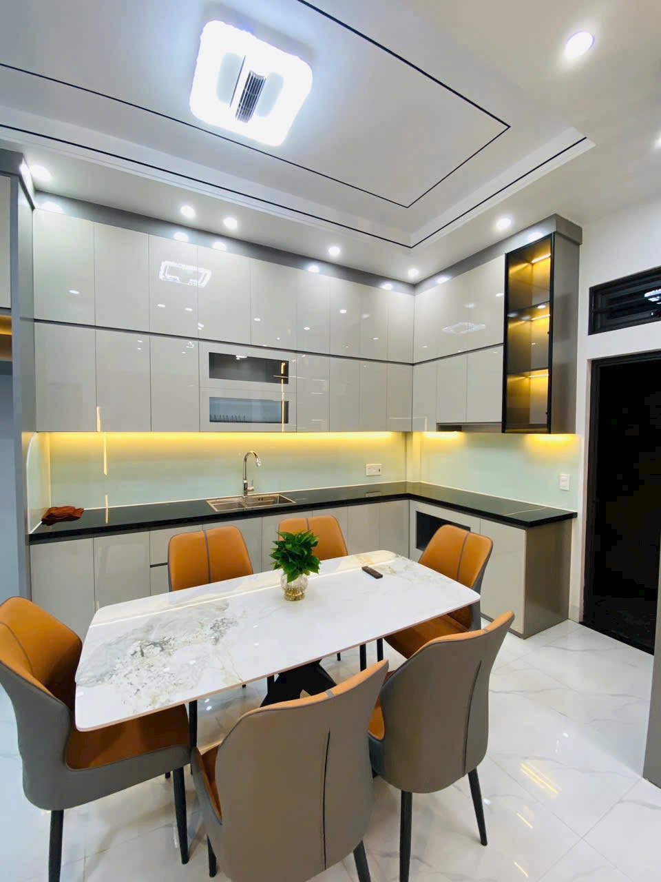 Bán nhà góc 3 tầng ngõ phố Khúc Thừa Dụ, ph Lê Thanh Nghị TP HP mới, 45m2, 3 ngủ, 3 vs - Ảnh 2