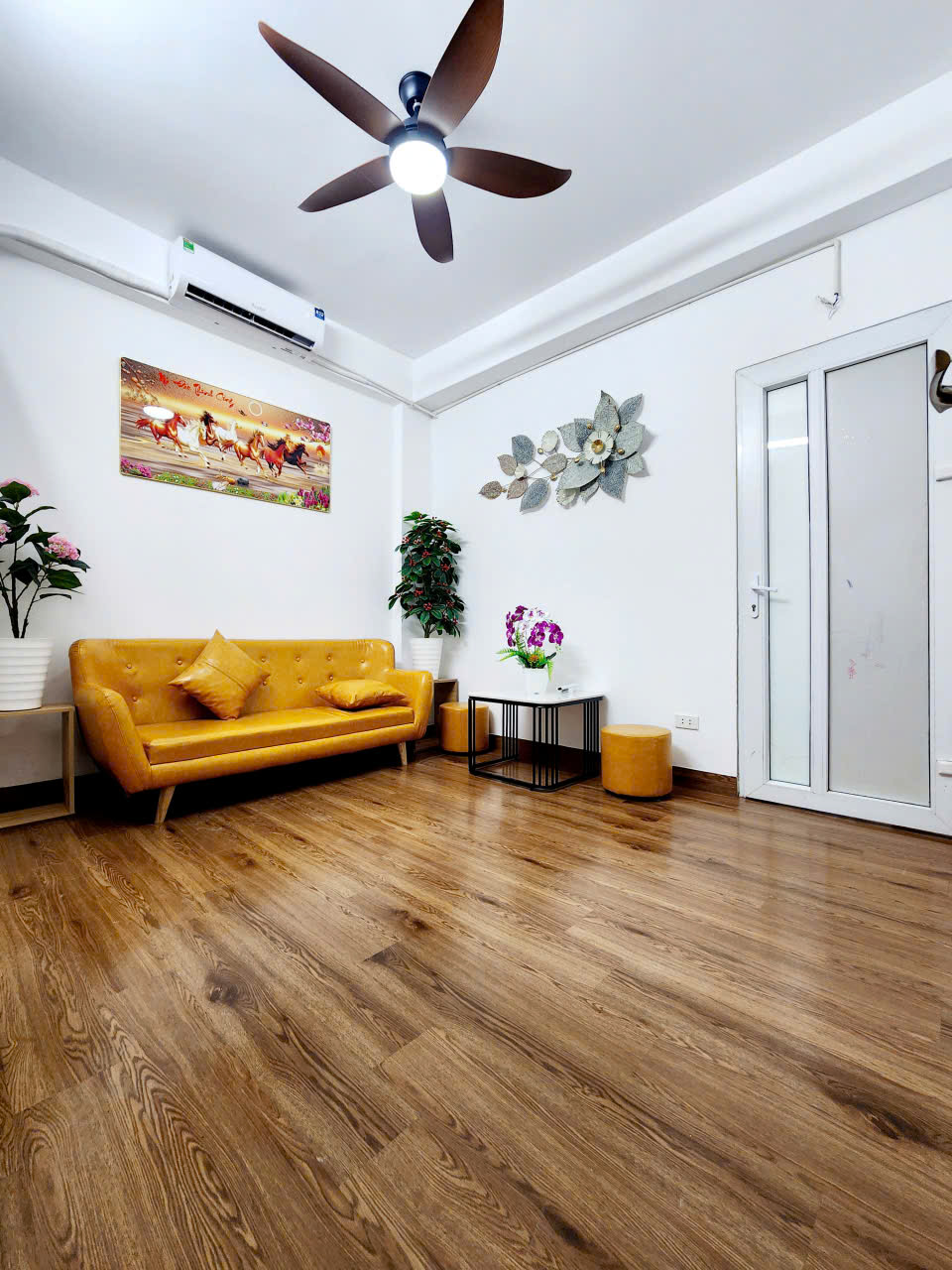 Bán căn hộ CCMN ngõ Phạm Thận Duật - Mai Dịch  - Cầu Giấy 45m, 2 ngủ giá 1.6 tỷ - Ảnh 1