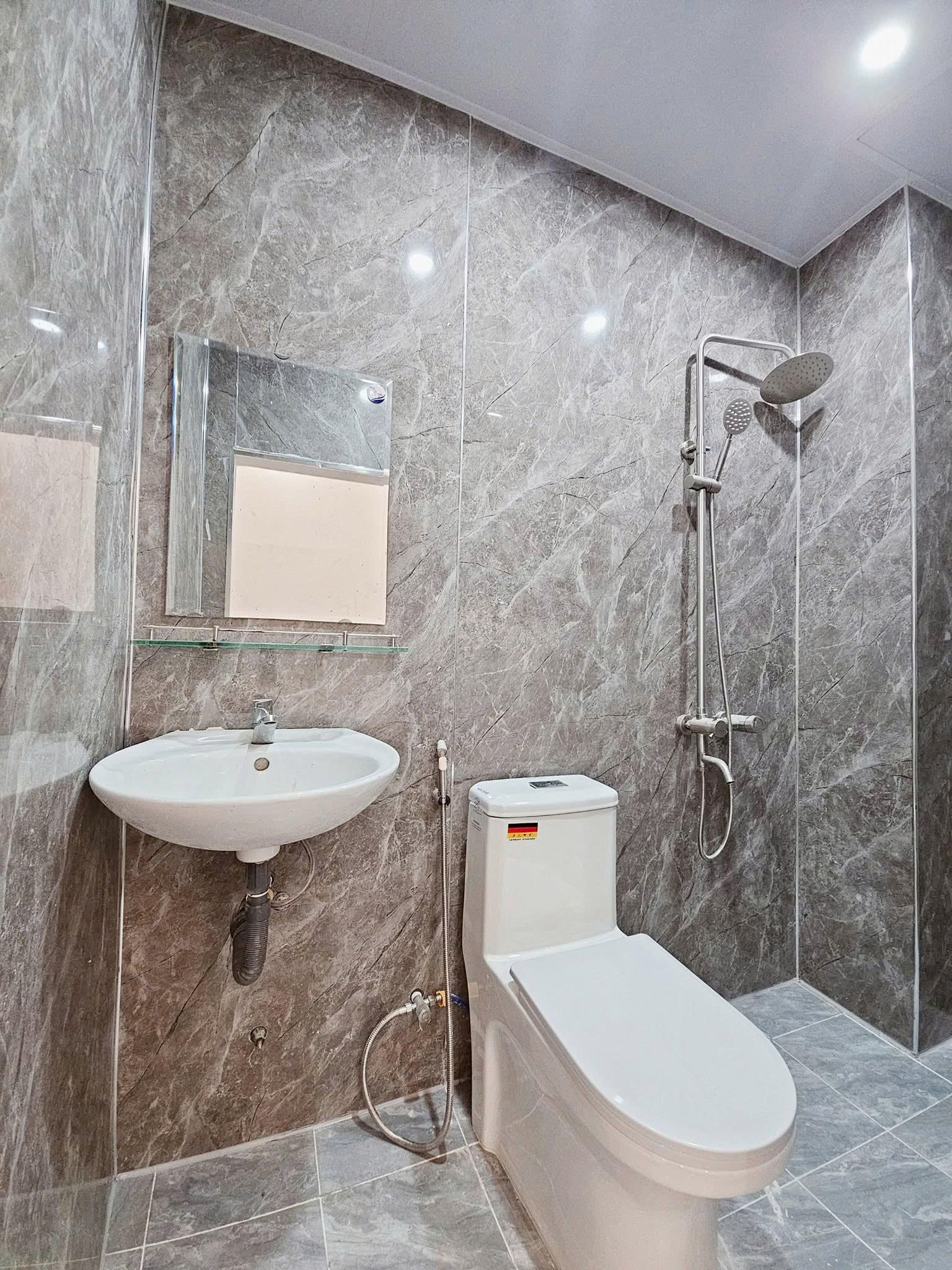 CHO THUÊ NHÀ NGUYÊN CĂN – PHẠM NGỌC THẠCH, P6 – GIÁ 10TR - Ảnh 4
