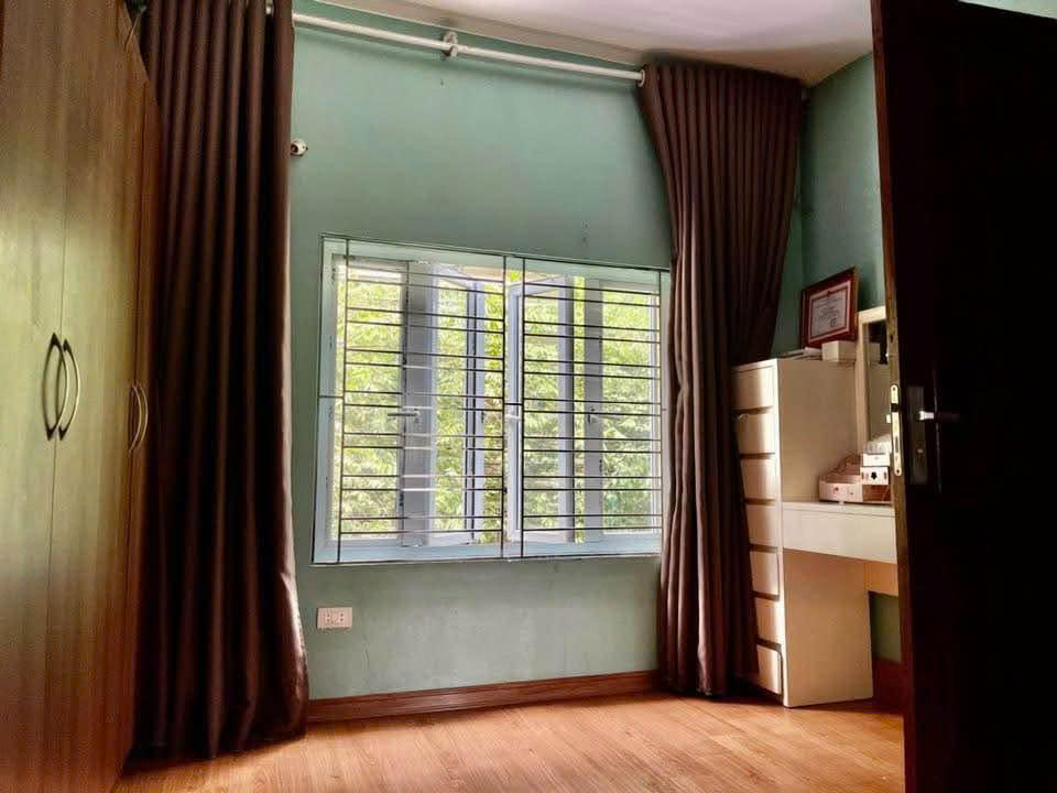 Cho thuê nhà nguyên căn ngõ 87 Láng Hạ, Đống Đa 30m x 4T giá 14tr, ở và kinh doanh - Ảnh 1