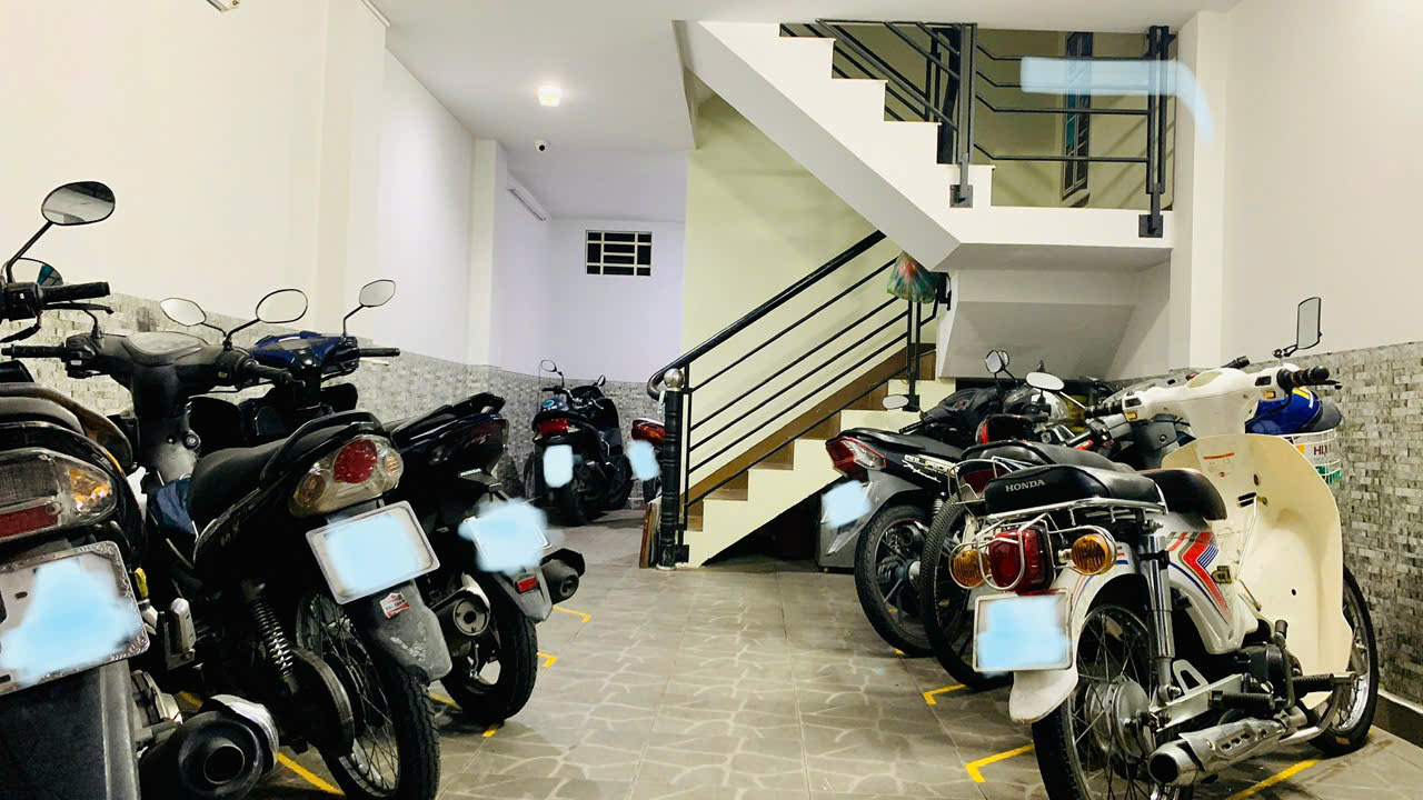 Siêu phẩm dòng tiền! Ngang lớn HXH Thành Thái. 8mx12m. 4 tầng, ST. Giá 17,5 tỷ TL - Ảnh chính