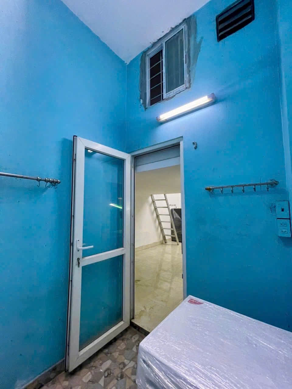 Cho thuê phòng tầng trệt mới, full nội thất khu ẩm thực Q6 - Ảnh 5