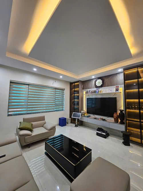 PHÂN LÔ VỈA HÈ Ô TÔ TRÁNH - THANG MÁY - KINH DOANH SẦM UẤT - MỚI ĐẸP FULL NỘI THẤT. - Ảnh chính