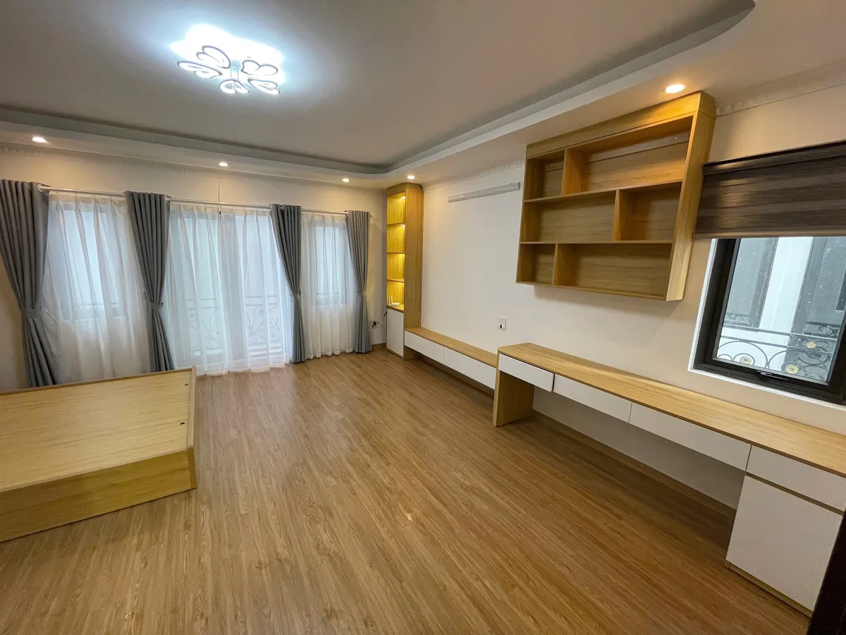 LÔ GÓC 2 THOÁNG, BA GÁC ĐUA, GẦN HỒ LINH ĐÀM, 50M RA PHỐ, 40M2+5 TẦNG, ĐẠI TỪ HOÀNG MAI . - Ảnh chính