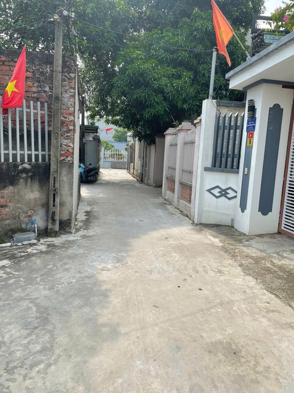 LÔ ĐẤT VỊ TRÍ ĐẸP- GIÁ TỐT CẦN BÁN NHANH lô đất tại huyện Sóc Sơn, TP Hà Nội - Ảnh 1