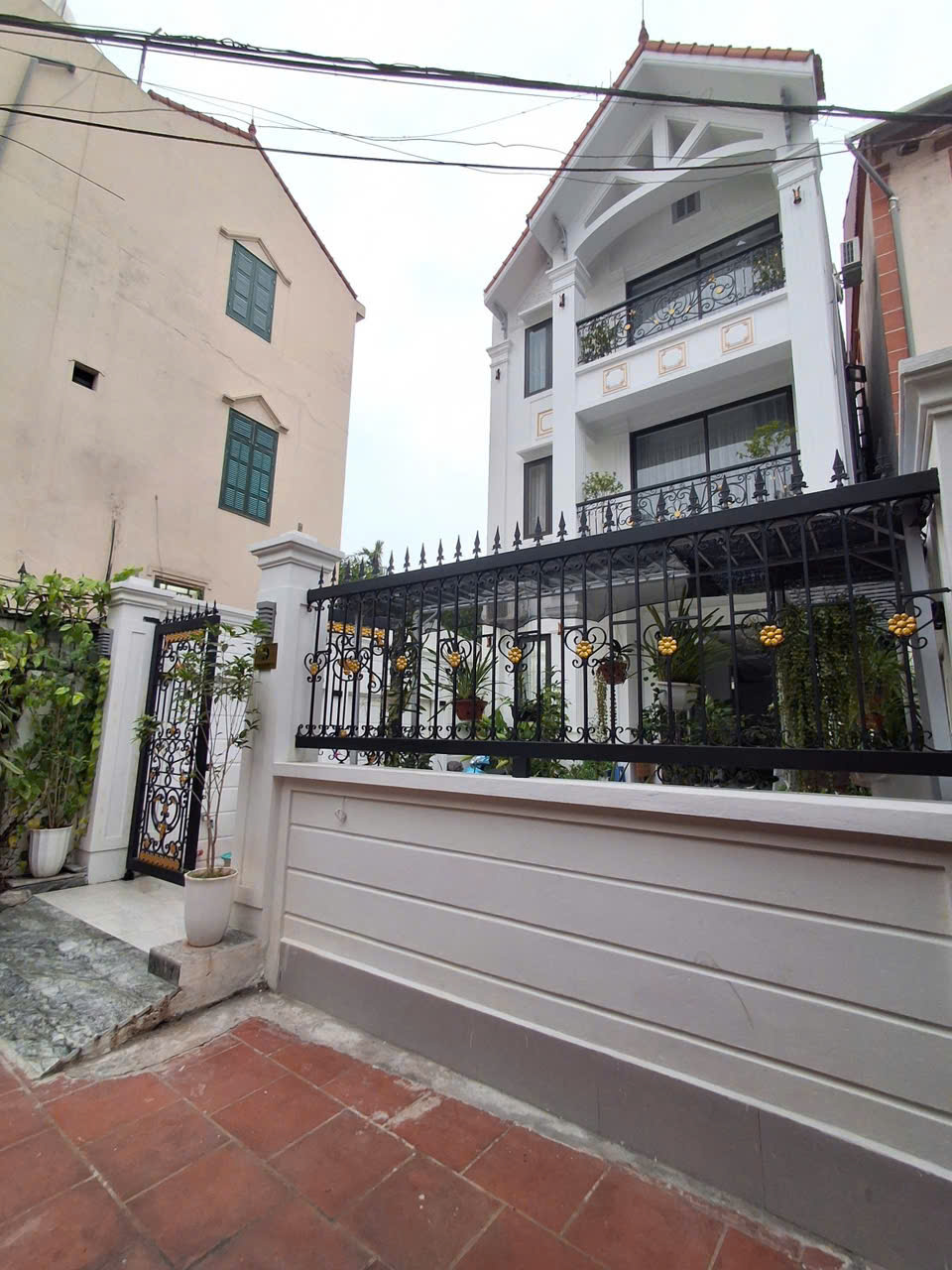 BÁN BIỆT THỰ SÂN VƯỜN – LÔ GÓC 3 THOÁNG – FULL NỘI THẤT CAO CẤP 🌿<br>📍 Ngô Gia Tự – 125m²  MT 7.4m - Ảnh 2