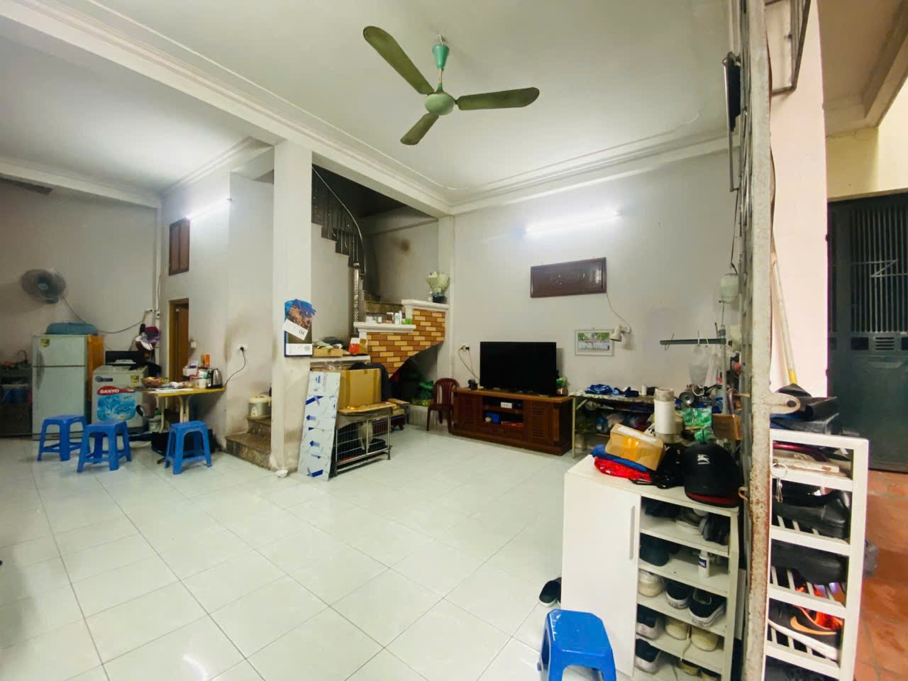 CHỦ MÓT BÁN – GIẢM 500 TRIỆU – CHỈ CÒN 5.8 TỶ 🔥<br>📍 Ngô Gia Tự – 40m²  MT 5.5m  3 tầng  Long Biên - Ảnh chính