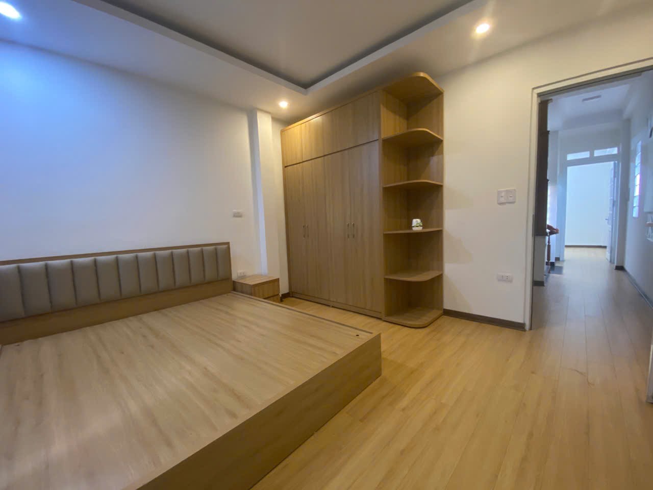 BÁN NHÀ LÔ GÓC NGỌC THỤY – LONG BIÊN  GIÁ CHỈ 9.5 TỶ - Ảnh chính