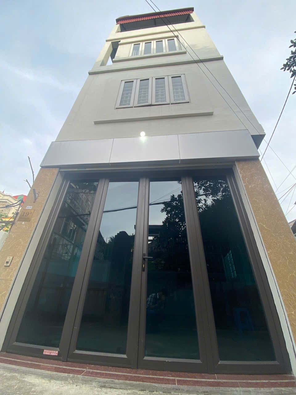 BÁN NHÀ LÔ GÓC NGỌC THỤY – LONG BIÊN  GIÁ CHỈ 9.5 TỶ - Ảnh 2