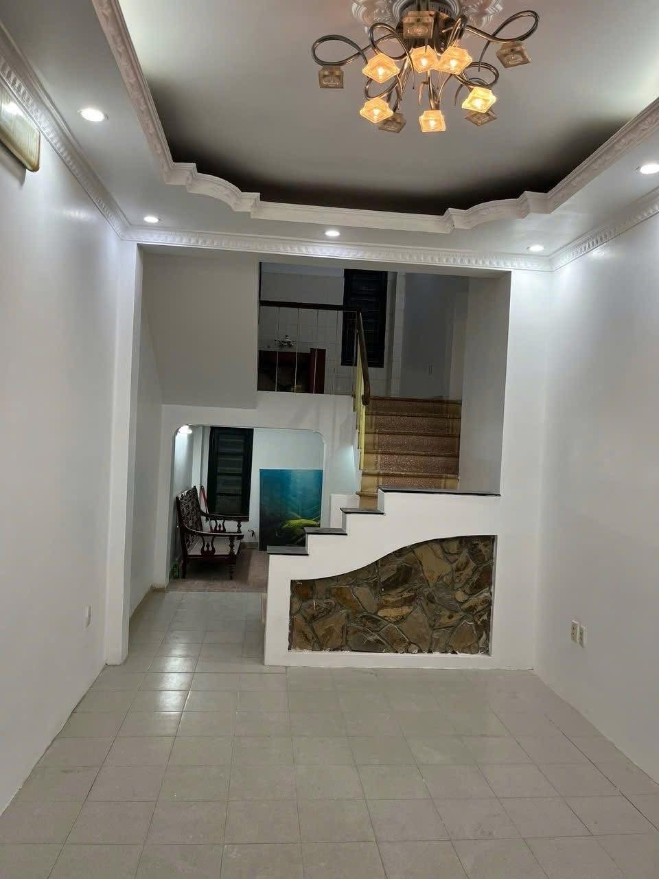 DUY NHẤT, NGÕ 105 XUÂN LA, TÂY HỒ-VỈA HÈ-KD-Ô TÔ:32M X5T, MT 3,3M, GIÁ 11,9 TỶ. - Ảnh 1
