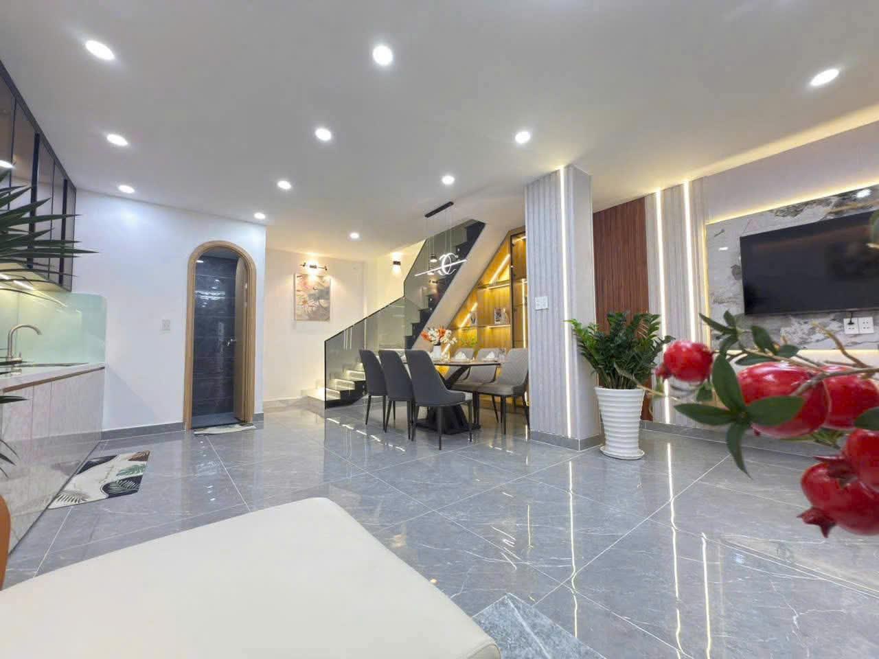Bán nhà hẻm 8m Phan Sào Nam, phường 11, Tân Bình (4*19) 2 lầu; 10 tỷ - Ảnh chính