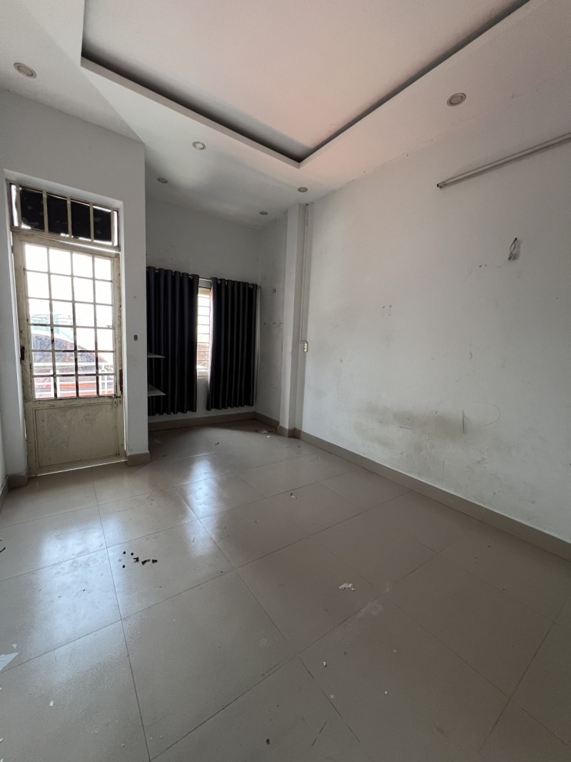 # Nhà Kiệt Ô tô thẳng ra đường Hoàng Diệu, 65m2, 2 tầng, 4PN, 4.3 tỷ - Ảnh chính