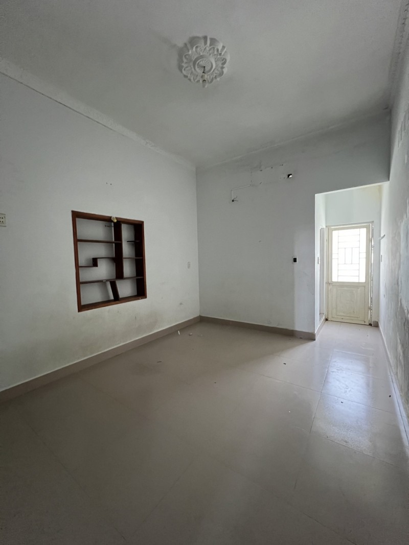 # Nhà Kiệt Ô tô thẳng ra đường Hoàng Diệu, 65m2, 2 tầng, 4PN, 4.3 tỷ - Ảnh 3