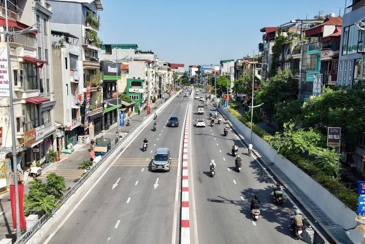 Chính chủ cần bán nhà ĐẸP - THANG MÁY - Ô TÔ, ngõ thông Tứ Liên, Tây Hồ. - Ảnh chính
