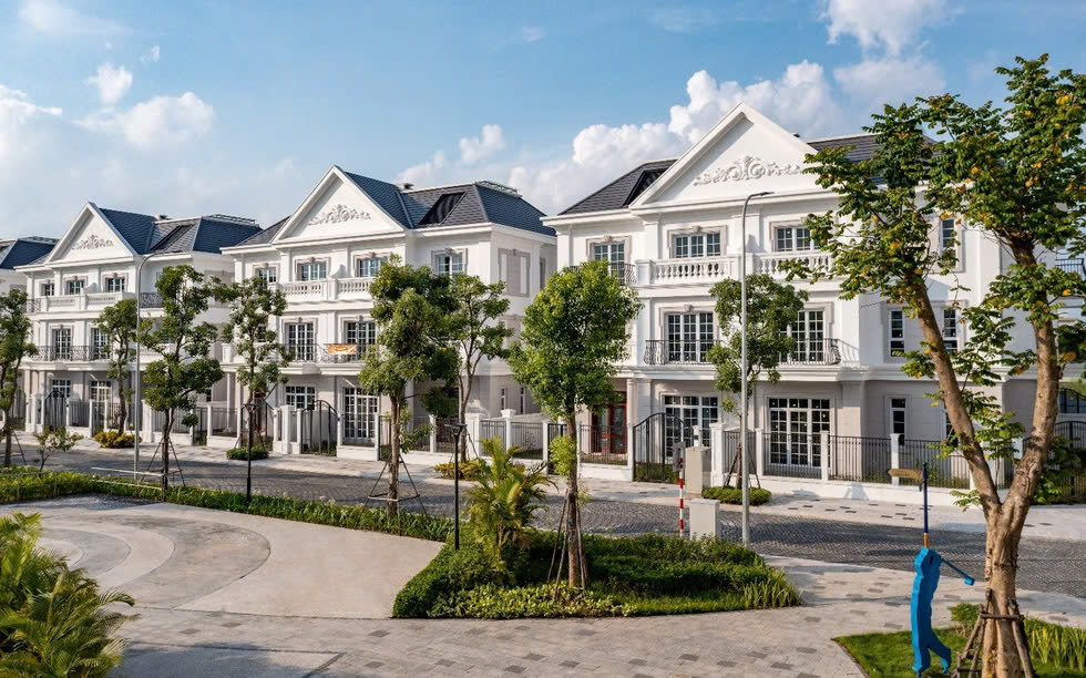 Biệt thự cạnh  công viên Gia Lâm  hồ điêu hoà O93117838 EUROWINDOW TWIN PARK - Ảnh chính