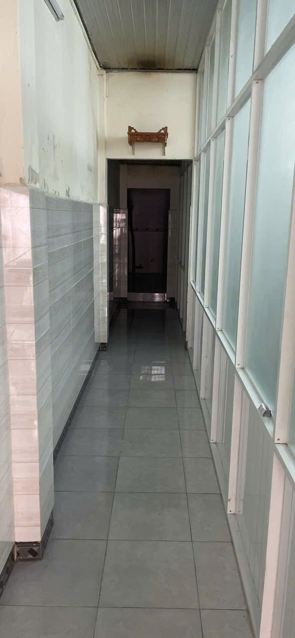 ♣ Nhà 2 Mặt Kiệt rộng trước - sau, gần MT Hải Phòng, 70m2, C4, 3 tỷ - Ảnh 2