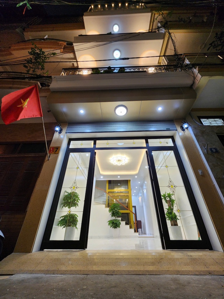 Thái Hà 40m Tụa Son Đạp Thủy 5 tầng thang máy phân lô, 2 thoáng - Ảnh 1
