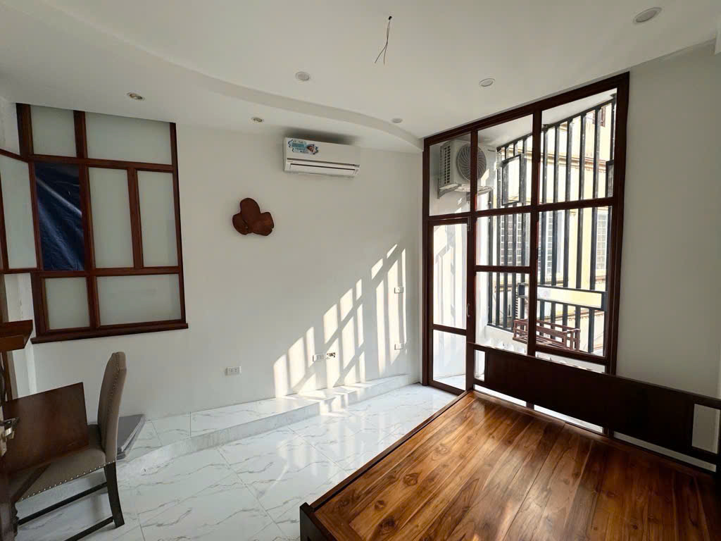 SỞ HỮU NGAY CĂN Nhà 4 Tầng Vị Trí Đẹp tại Khương Trung, Thanh Xuân, Hà Nội - Ảnh 3