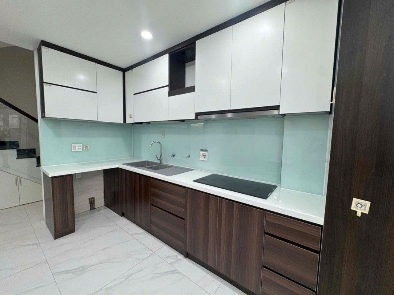 CHO THUÊ NHÀ NGUYÊN CĂN CAO CẤP Địa chỉ: 381/43A Phan Văn Trị, P.11, Q.Bình Thạnh - Ảnh 1